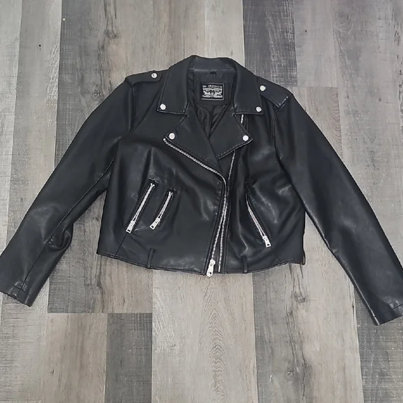 Levi's Classic Black Leather Jacket - Picture 1 of 4